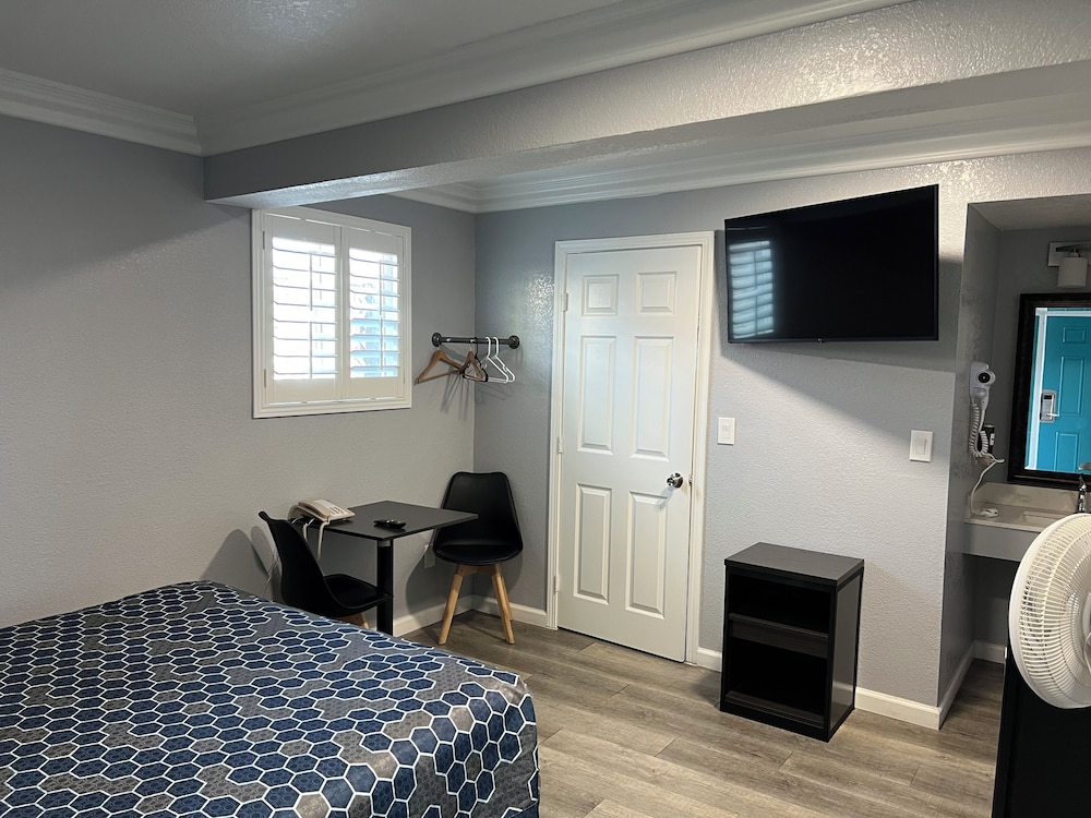 Sea Garden Inn - photo 7