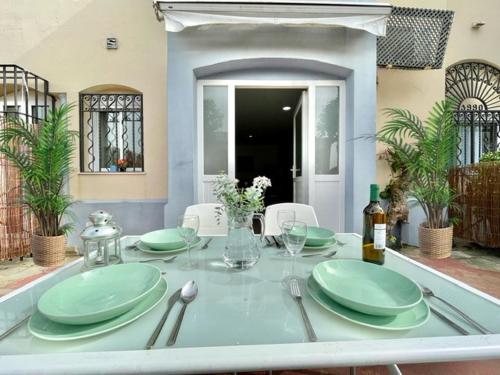 Gatu Sherry Junto Puerto Deportivo Y Playa in El Puerto De Santa Maria, Spain