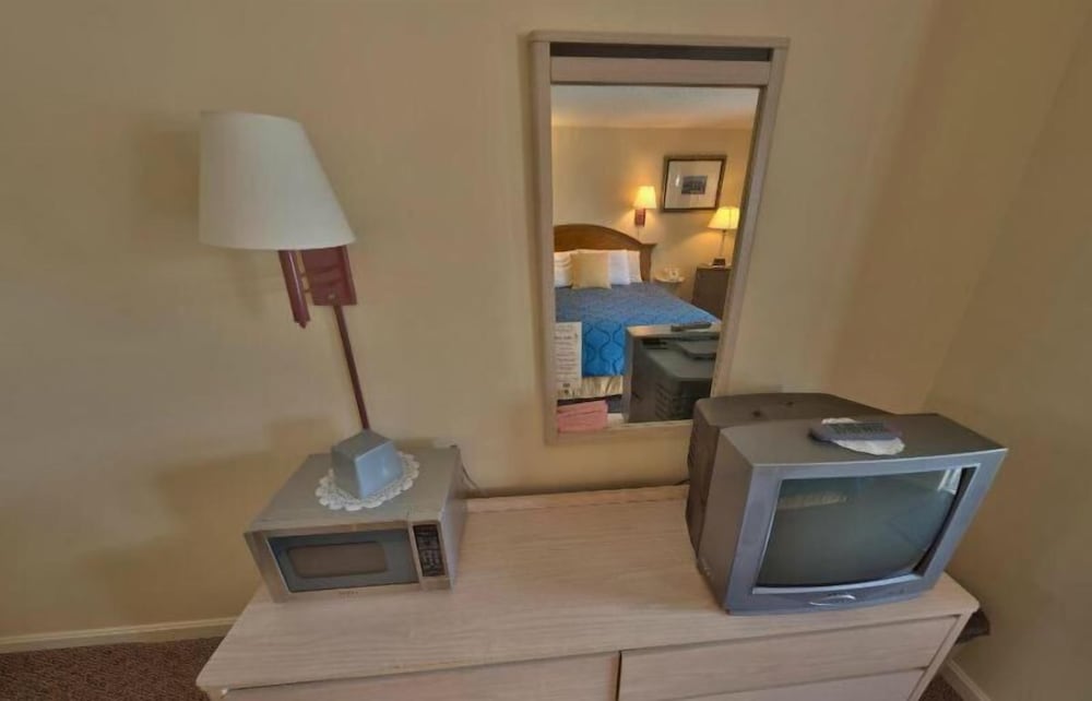 Sands by the Sea Motel - photo 15
