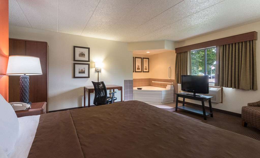 AmericInn by Wyndham Ashland - photo 12