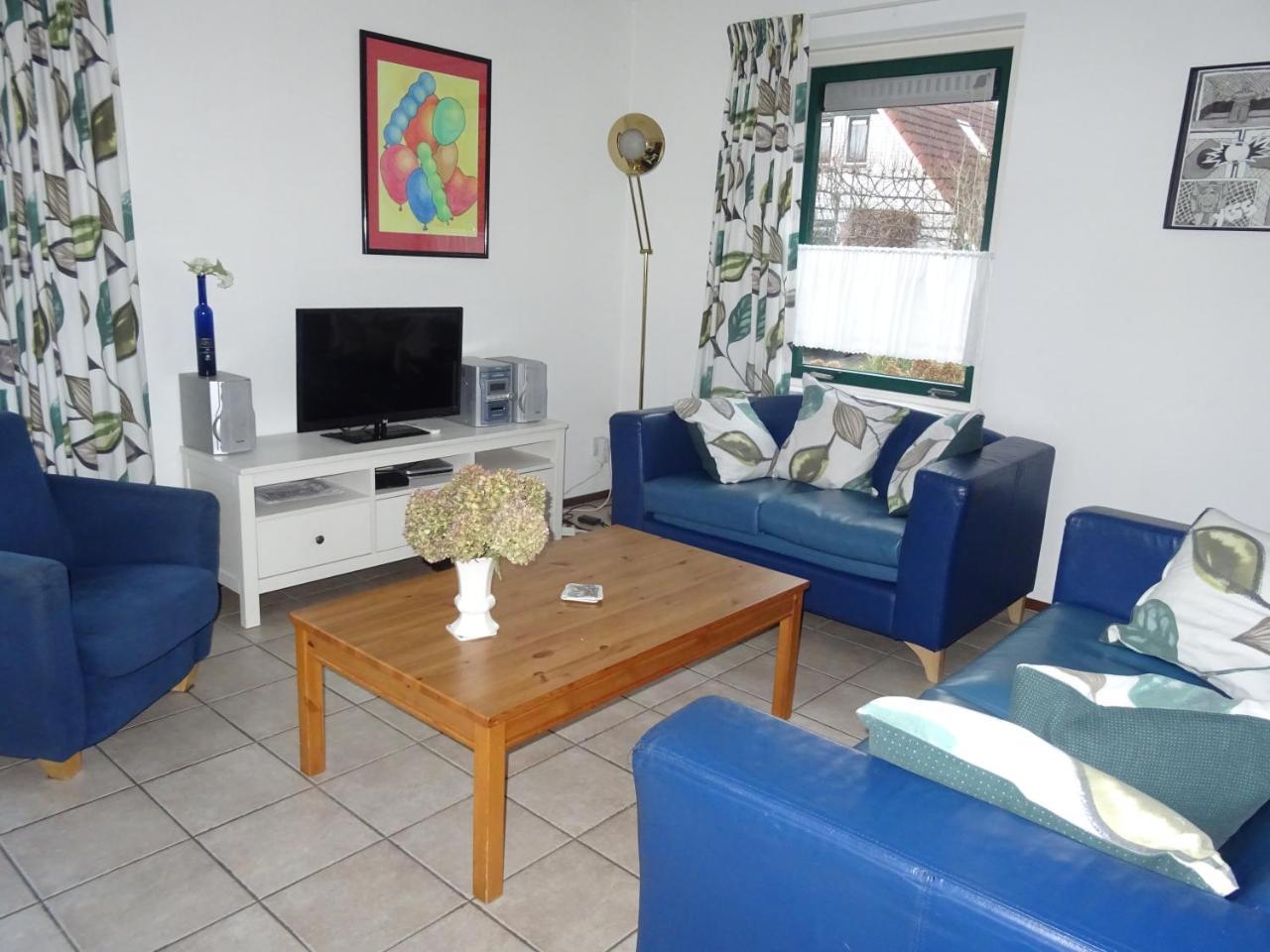 Kustverhuur Park Schoneveld Zeemeeuw 138 in Breskens, Netherlands