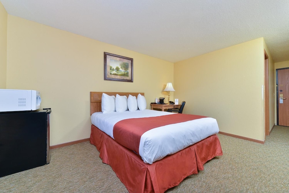 Americas Best Value Inn Kadoka - photo 5