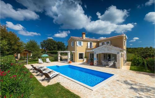 Villa Larisa — 4-Star Luxury Hotel in Porec, Croatia