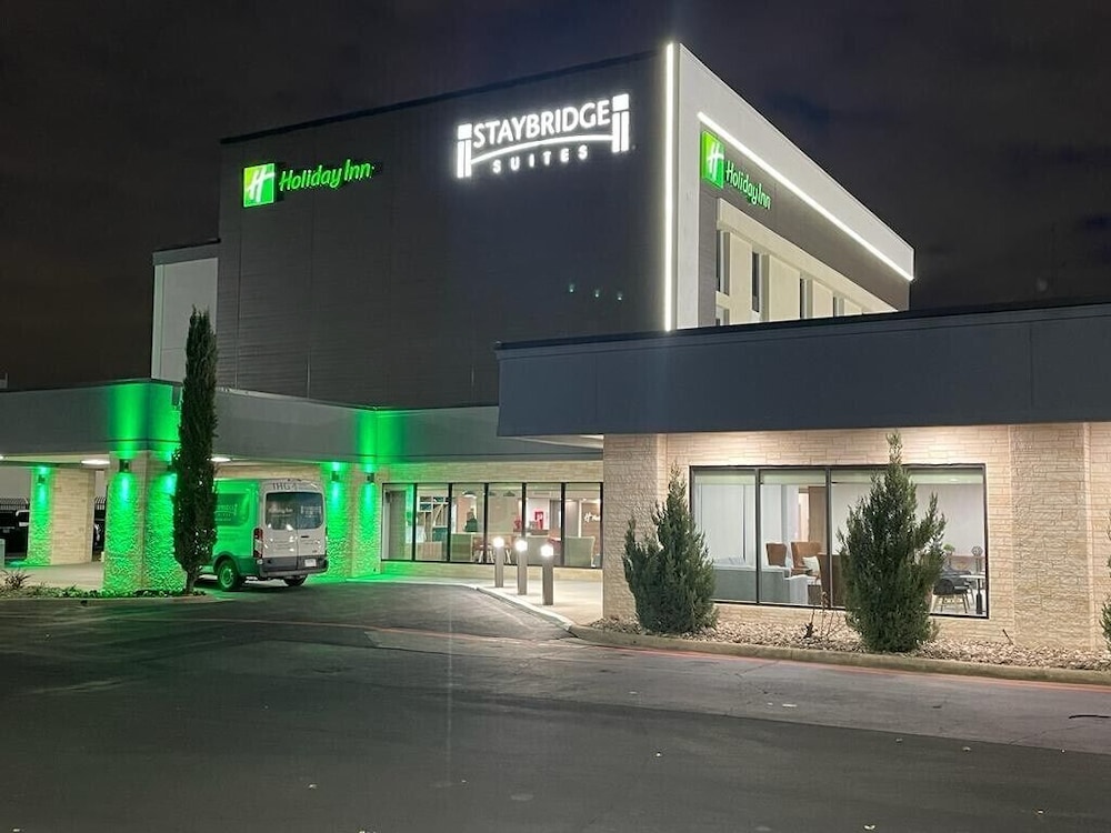 Staybridge Suites Dallas Market Ctr Love Field by IHG - photo 61