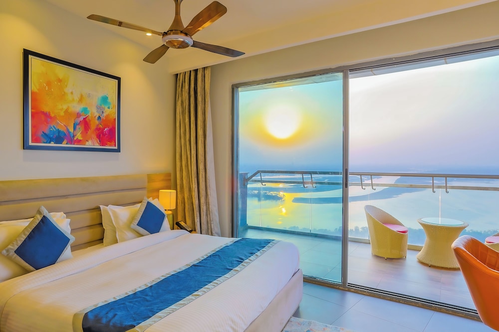 Livbox Hotel at Supernova - last minute hotel in Noida