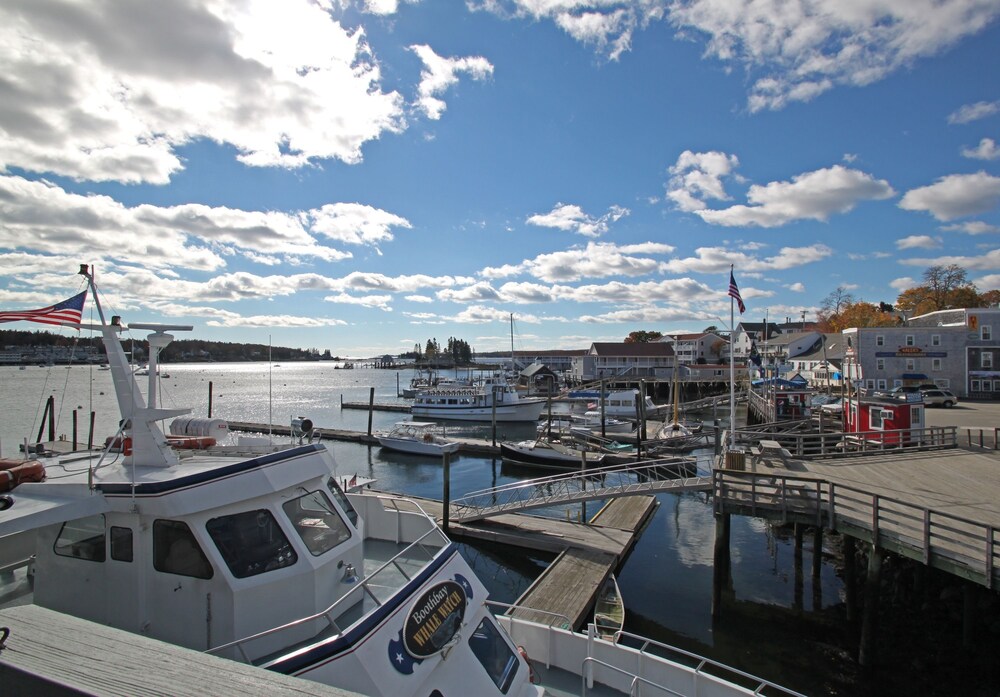 Fishermans Wharf Inn - photo 44