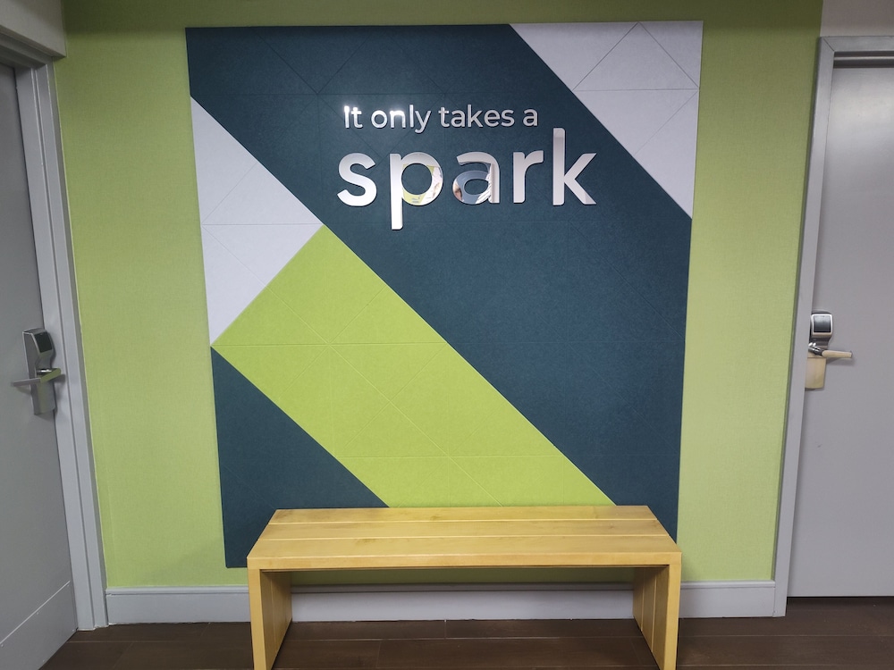 Spark by Hilton Stevensville - photo 6