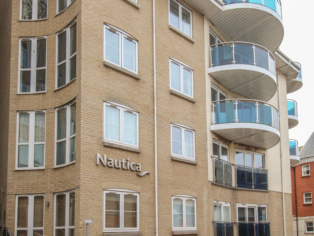 Nautical Breeze — 4-Star Luxury Hotel in Weymouth, United Kingdom