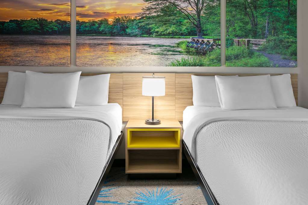 Days Inn by Wyndham Fort Smith - photo 17