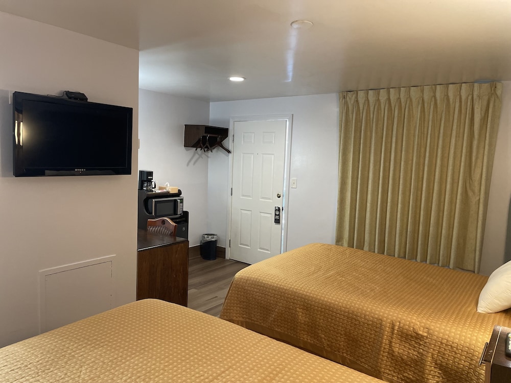Scottish Inns North Tonawanda - photo 19