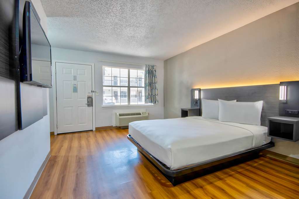Studio 6 Extended Stay Austin TX Midtown - photo 13