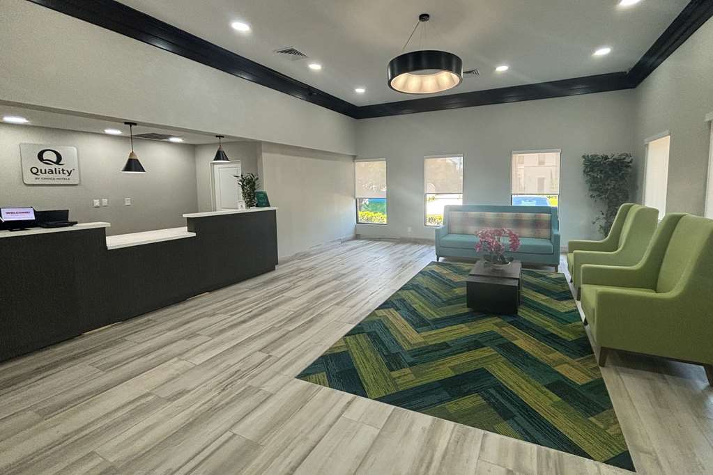 Quality Inn & Suites at Airport Blvd I 65 - photo 6