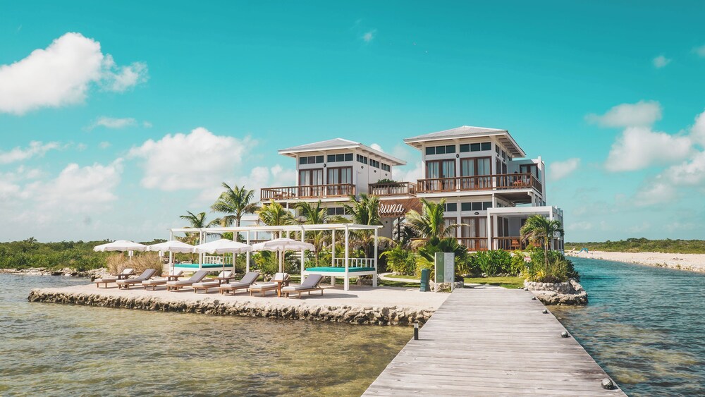 Aruna Resort Villas — San Pedro