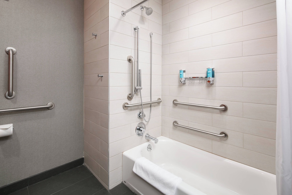 Aloft Louisville Downtown - photo 17