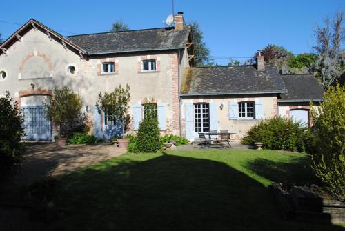 Au Calme Dans la Campagne du Haut Anjou — hotel in Pouance