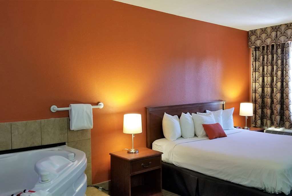 Baymont by Wyndham Indianapolis South - photo 38