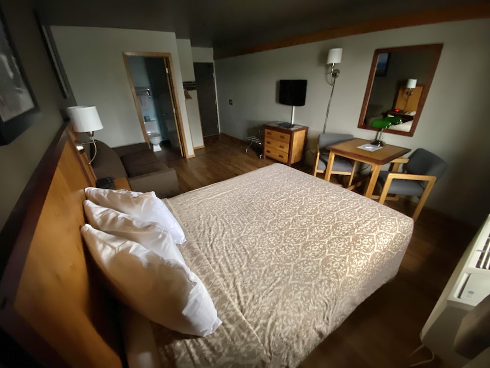 Americas Best Value Inn Butte - photo 17