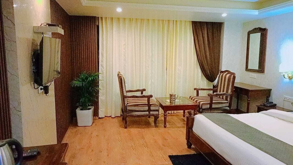 Valley View Hotel — Mussoorie — photo 2