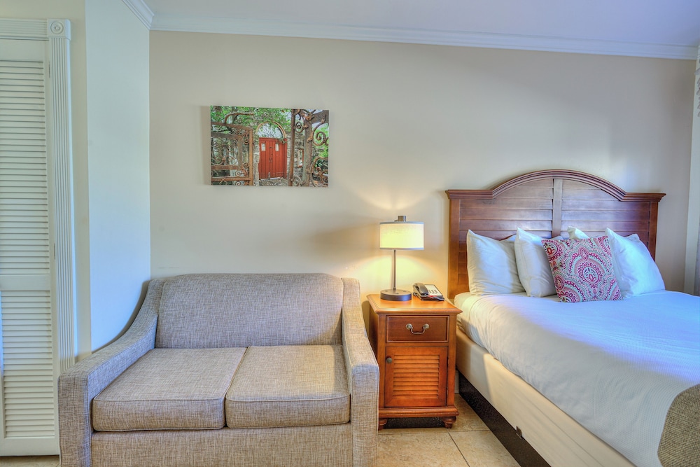 La Fiesta Ocean Inn And Suites - photo 24