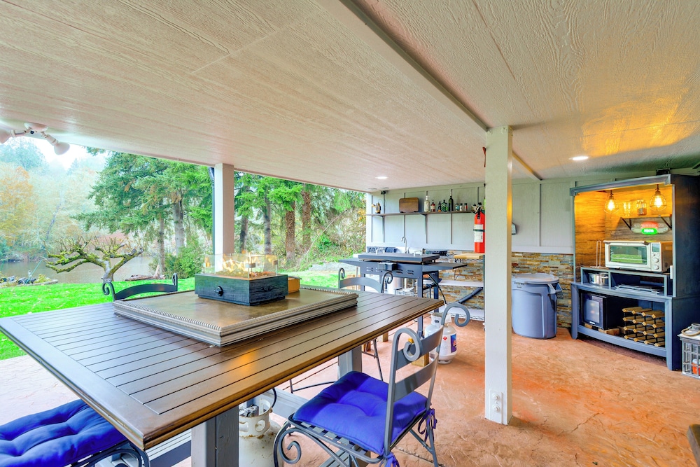 Peaceful Patio View Waterfront Puget Sound Unit 22324909 — Poulsbo