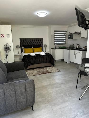 Marielitsa Guest Suite No 9 — 4-Star Luxury Hotel in Germiston, South Africa