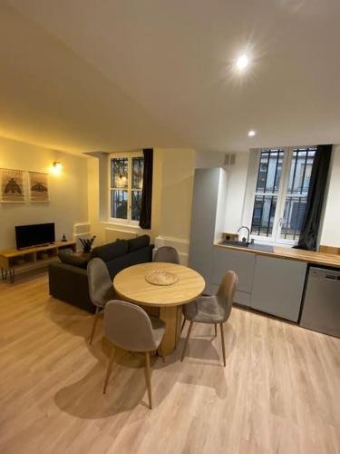Cozy 1br in Lyon Center - last minute hotel in Lyon