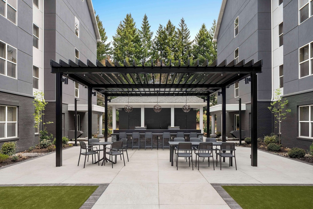 Homewood Suites by Hilton Hillsboro Beaverton - photo 40