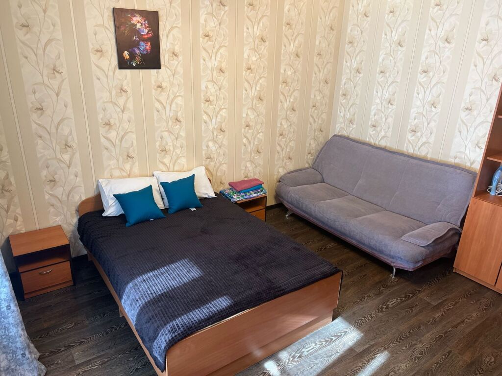 Rossiyskaya 60 Flat - carbon neutral hotel in Ufa