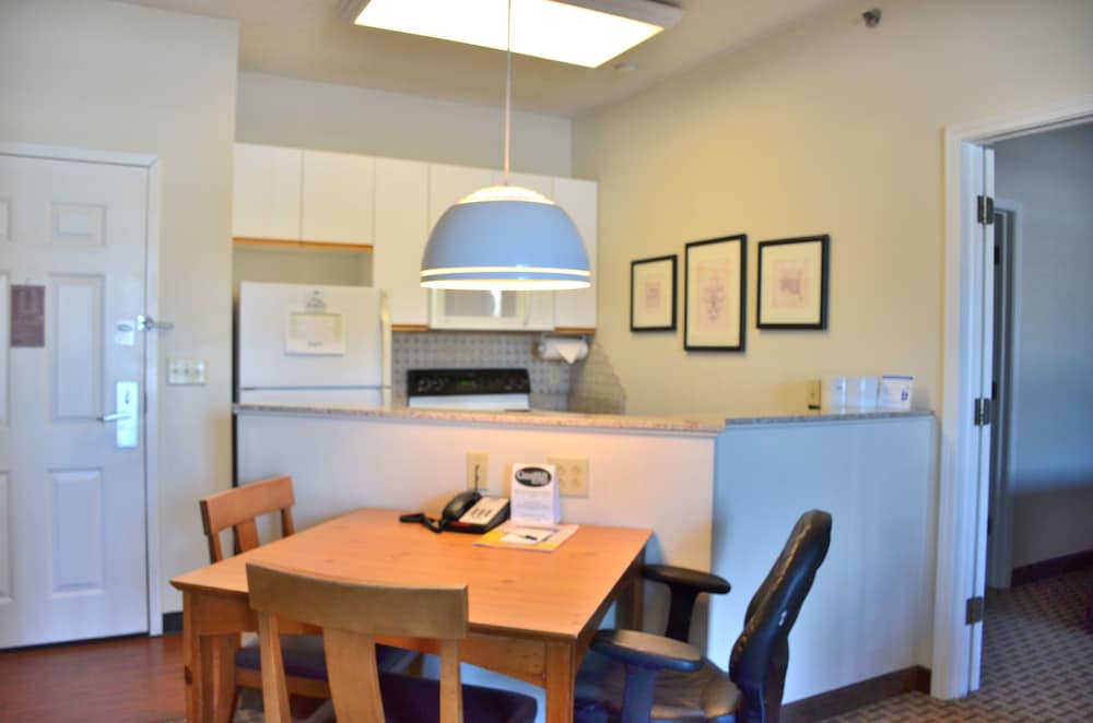 Cresthill Suites Syracuse - photo 10