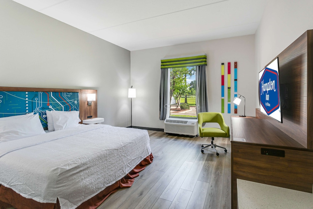 Hampton Inn Houston Pearland - photo 10