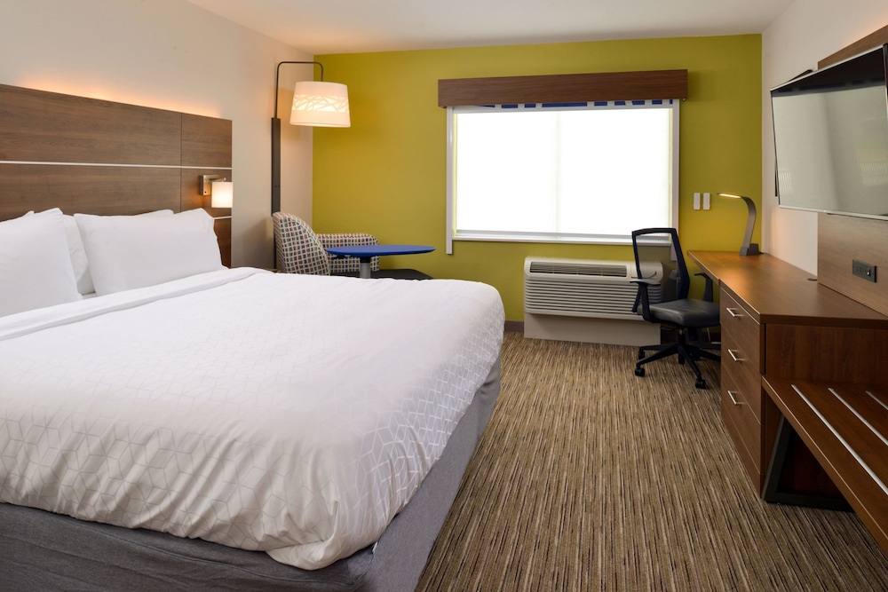 Holiday Inn Express & Suites Ottumwa by IHG - photo 8
