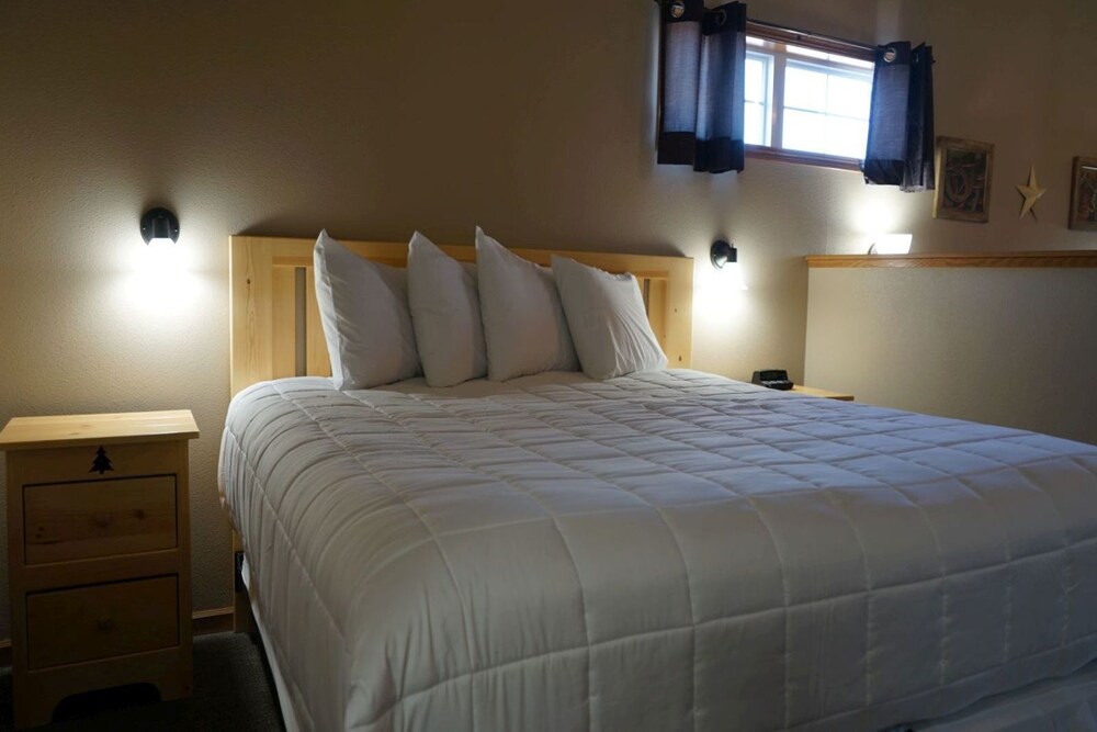 Woodside Old Towne Hotel - photo 5