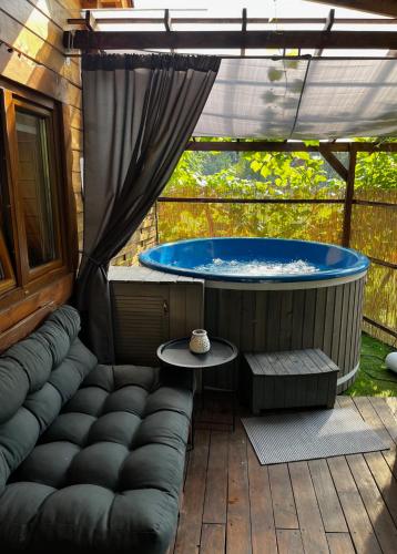 Domek z bala Mazury - last minute hotel in Unknown City