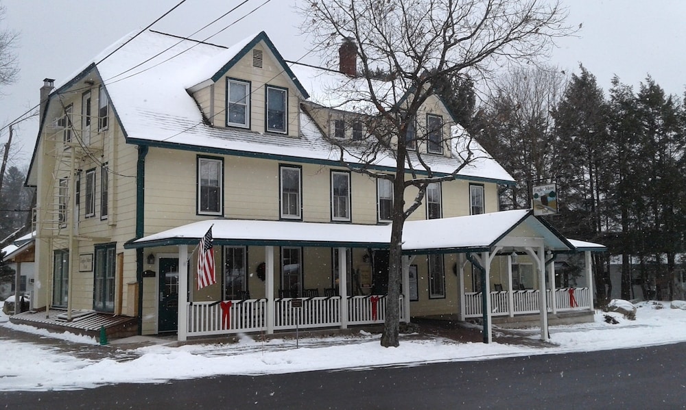 Eagles Mere Inn - photo 36