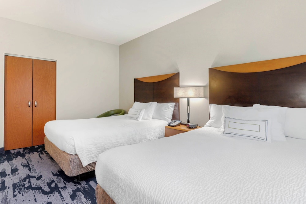 Fairfield Inn & Suites by Marriott Houston Conroe Woodlands - photo 7