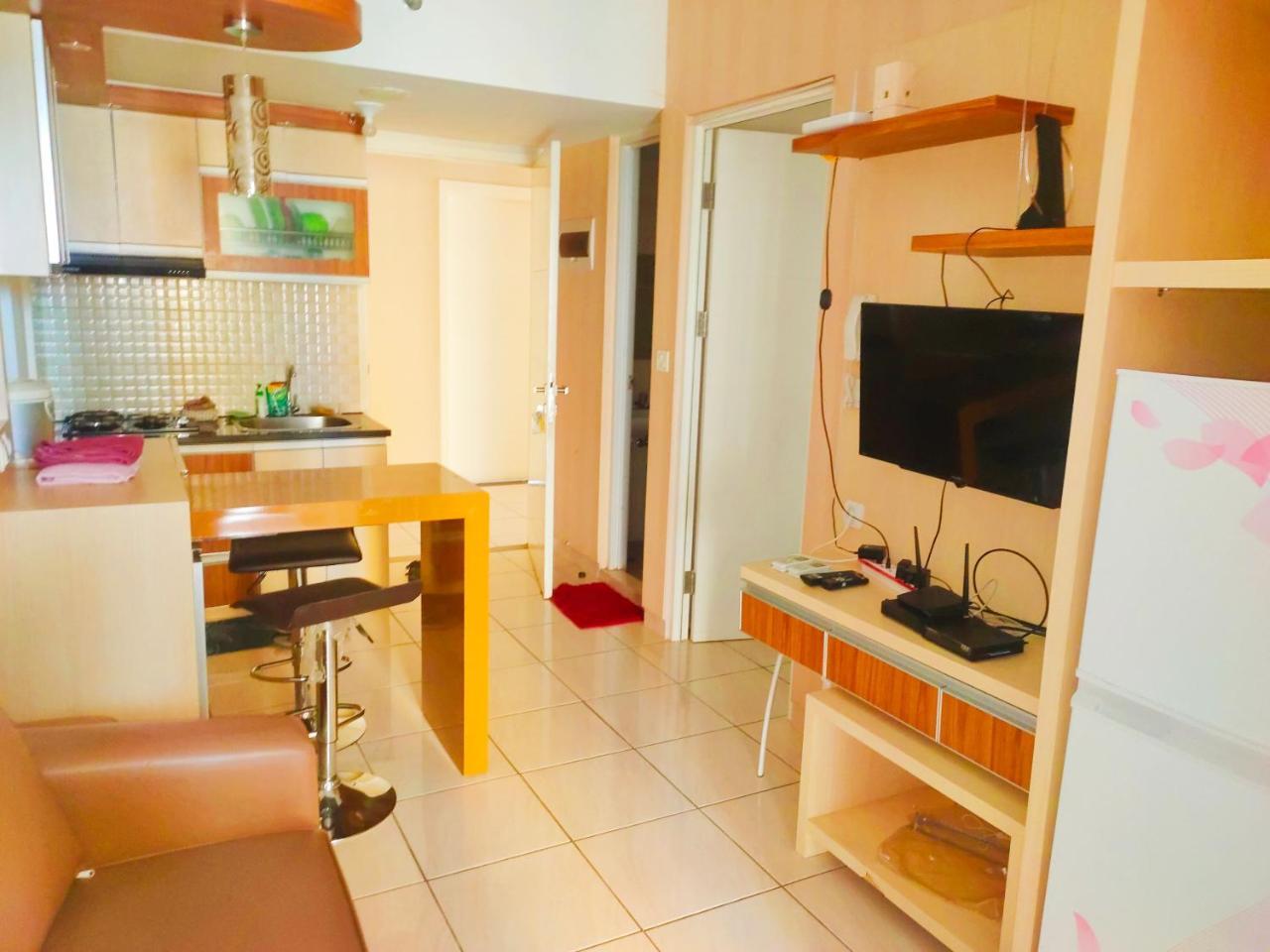 2Bedrooms MDN City Light View Free WiFi Apartment Springlake Summarecon Bekasi — 4-Star Luxury Hotel in Bekasi, Indonesia