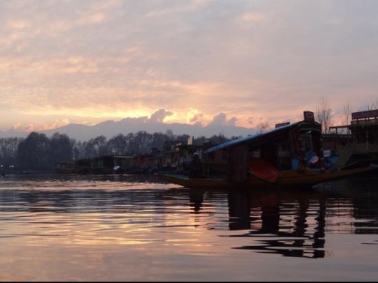 New Perfume Garden Group of Houseboat — 4-Star Luxury Hotel in Srinagar, India