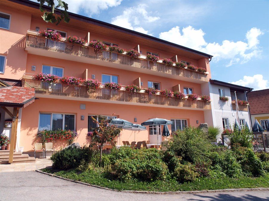 Ferienzimmer Paunger — hotel in Miesenbach