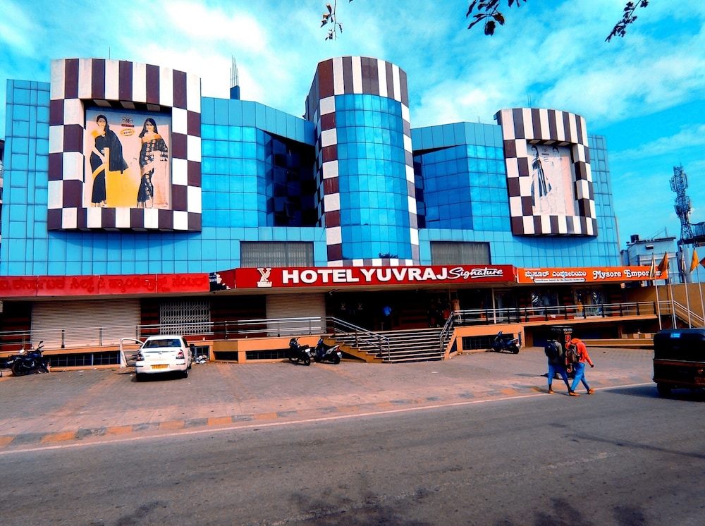Yuvraj Signature - last minute hotel in Mysore