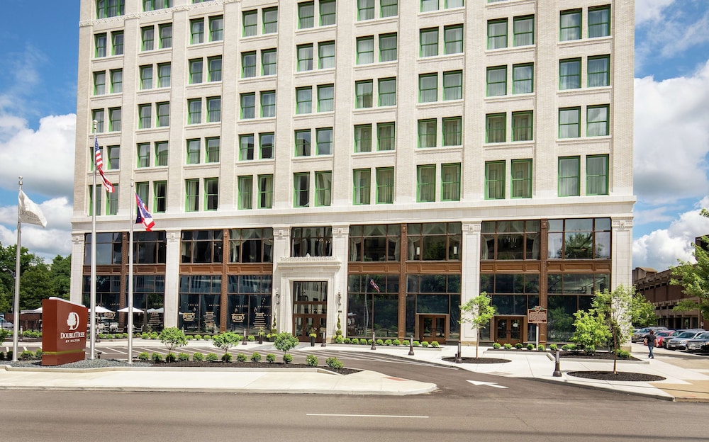 DoubleTree by Hilton Youngstown Downtown - photo 41