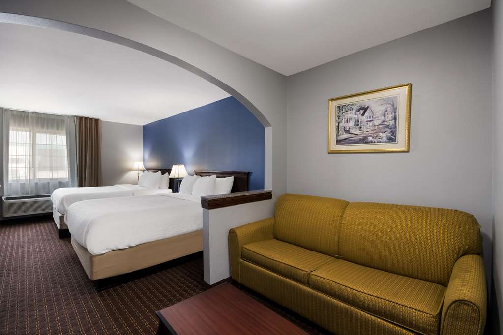 Quality Inn & Suites Oklahoma City North - photo 32