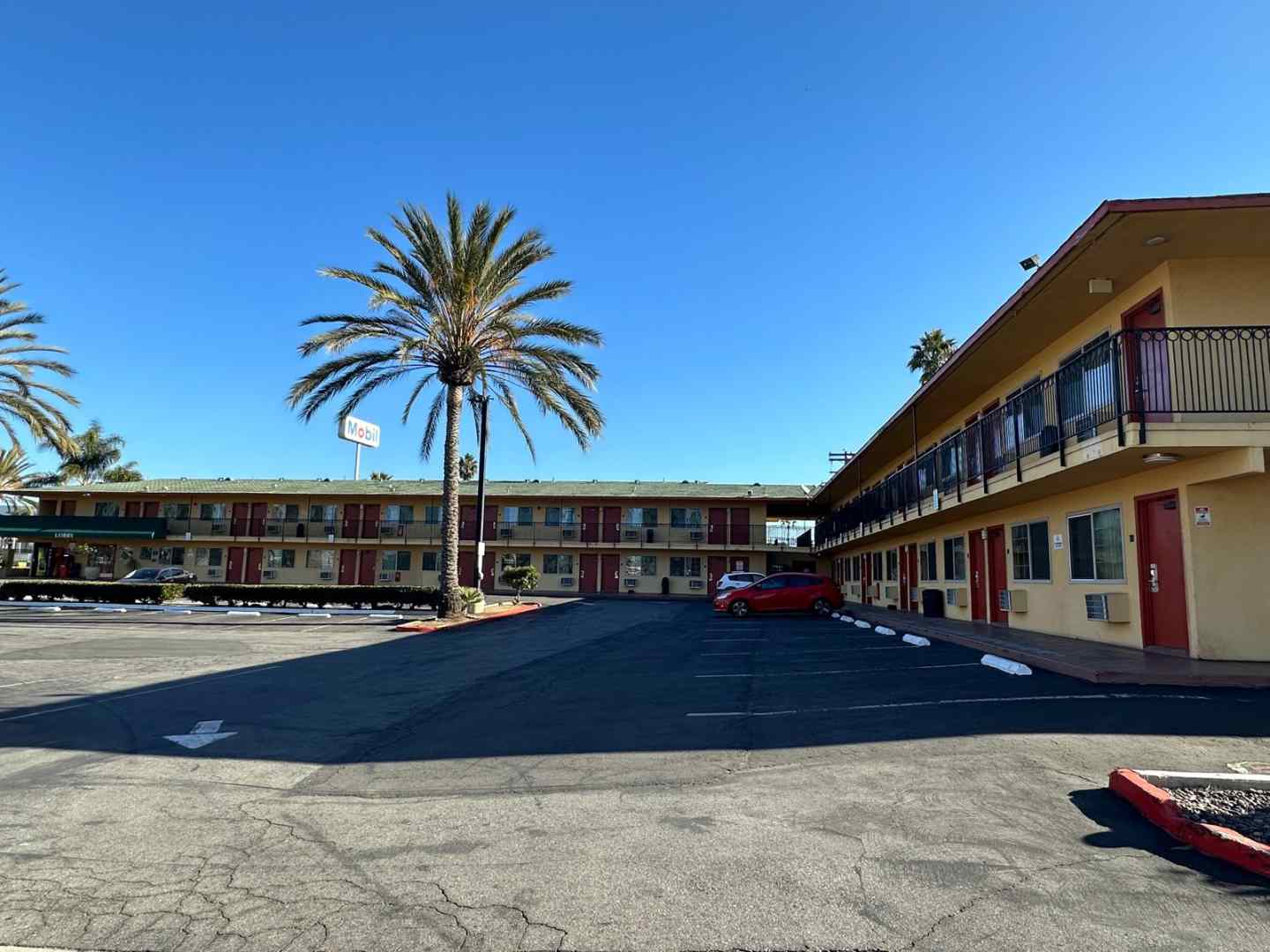 Hotel Avenida Oceanside Camp Pendleton - photo 21