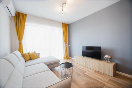 Sun Kissed Oasis — 4-Star Luxury Hotel in Oradea, Romania
