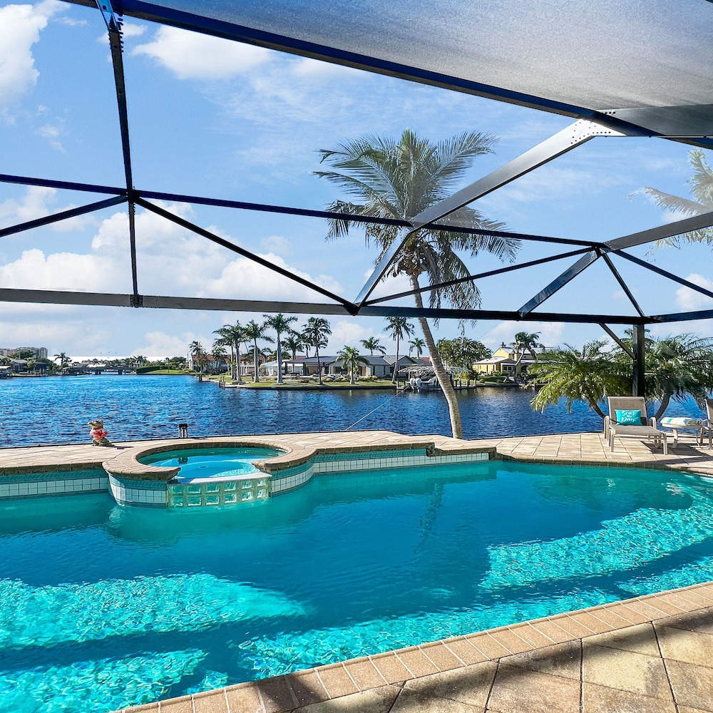 Rosegarden Poolspa And Perfect Water View - photo 13