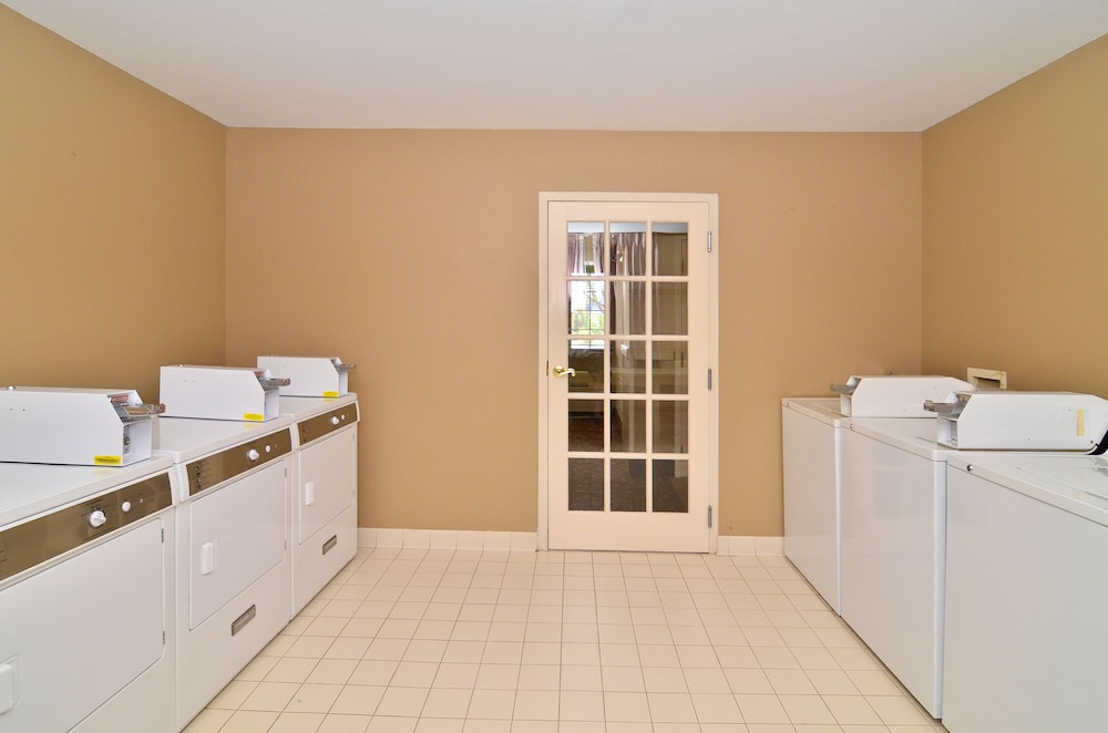 Mainstay Suites Knoxville Airport - photo 51