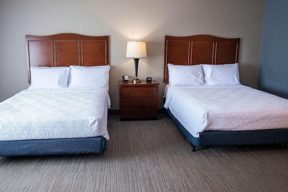 Hampton Inn & Suites Jacksonville - photo 21