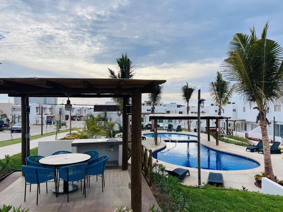 Sexy Casa 12 Alberca Templada Playa — 4-Star Luxury Hotel in Mazatlan, Mexico
