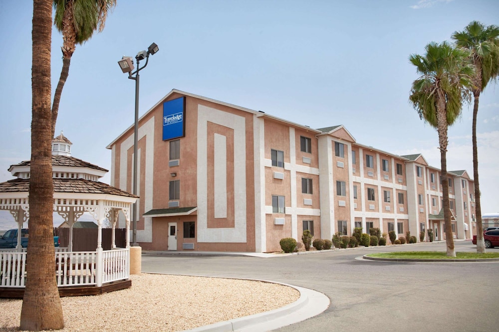 Travelodge by Wyndham Yermo - featured photo