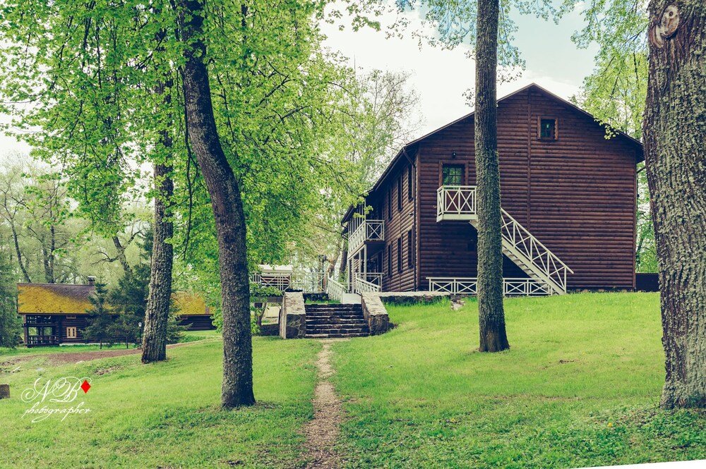 Altun Estate Hotel Lake House in Pskov, Russia