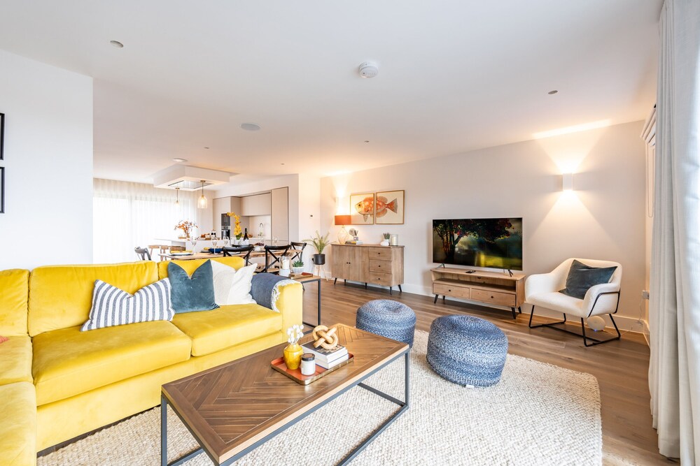 Porth Beach Villa — 4-Star Luxury Hotel in Newquay, United Kingdom